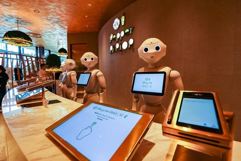 ケータリング業界におけるAIにおけるミニコンピュータの応用